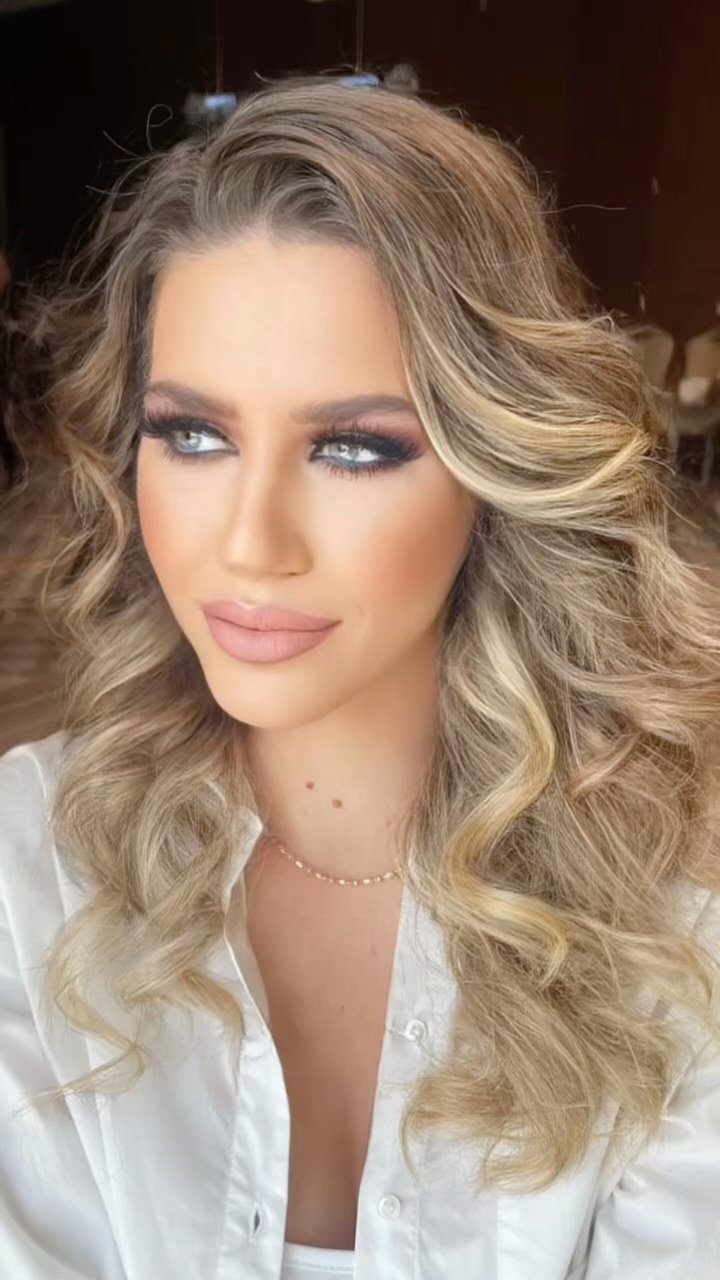 Glendale CA traditional Makeup