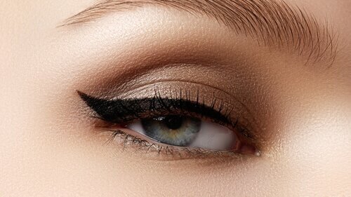 Permanent eye Makeup Tattoo Glendale